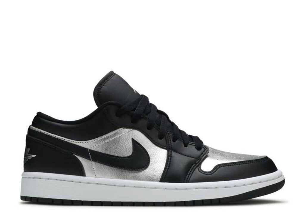 WMNS AIR JORDAN 1 LOW SE SILVER TOE