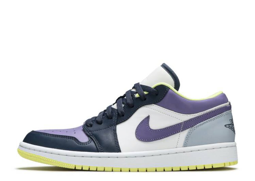 WMNS AR JORDAN 1 LOW SE MISMATCHED PRPLE MAGENTA