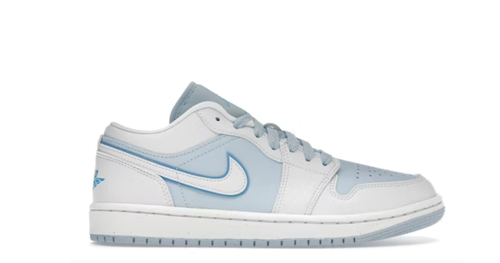 WMNS AIR JORDAN 1 LOW SE 'REVERSE ICE BLUE'