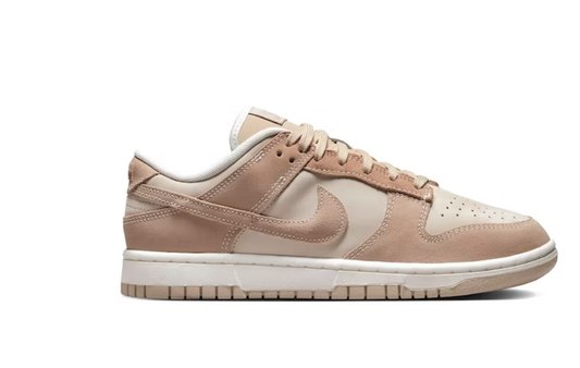 W NIKE DUNK LOW SE 'SAND DRIFT'